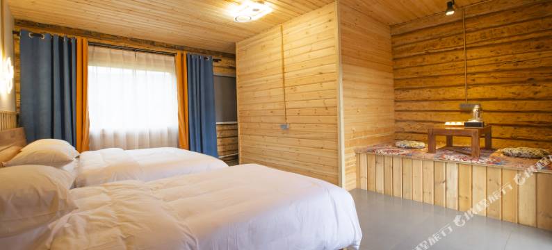 禾木花田山庄图片