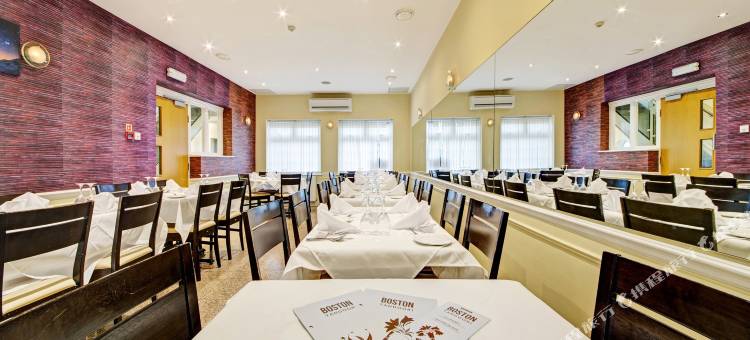 OYO 波士顿庄园酒店，汉威尔伦敦(OYO Bostons Manor Hotel, Hanwell London)图片
