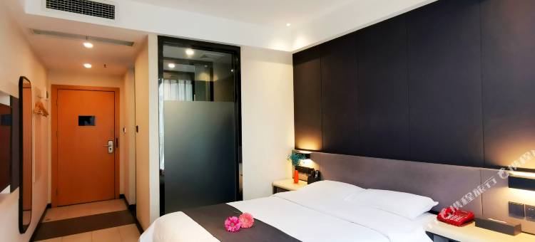 花海假日酒店(崇州罨画池小东街店)图片