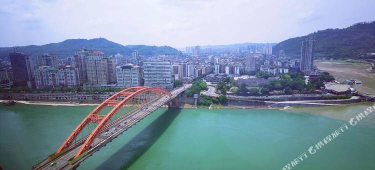 玖玥观澜江景民宿(纯水岸店)图片