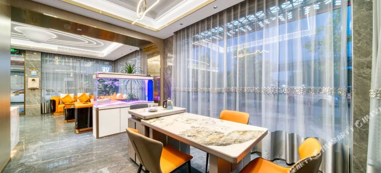 橙子轻奢IMAX影院酒店(义乌机场高铁站店)图片