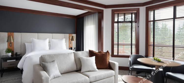惠斯勒四季酒店(Four Seasons Resort Whistler)图片