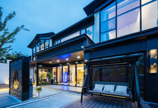 Floral Hotel·Baohua Temple Taoli spring breeze hotel Hotel Overview