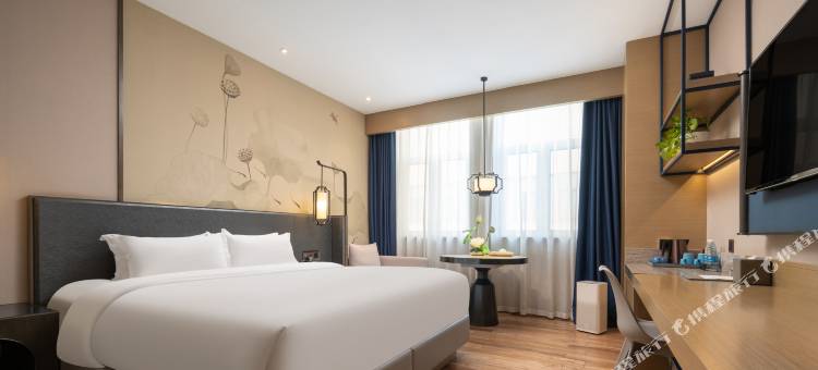 雨荷书香世家酒店(济南西站国际会展中心店)图片