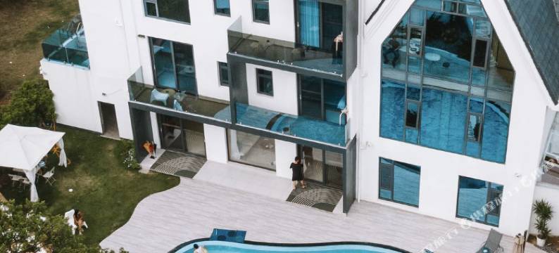 L HOUSE卢家泳池度假民宿(北海银滩度假区店)图片