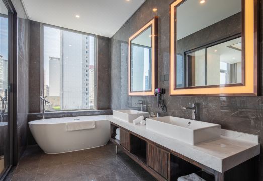 Nanjing South Railway Station Ziyi Tianyue HotelHotel Overview