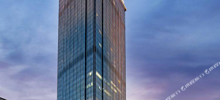 Clouds·云中高空酒店(无锡崇安寺中山路店)图片