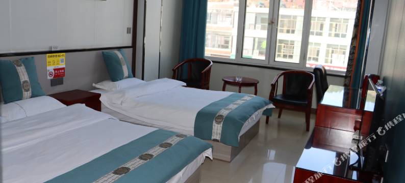 偏关老牛湾商务酒店图片