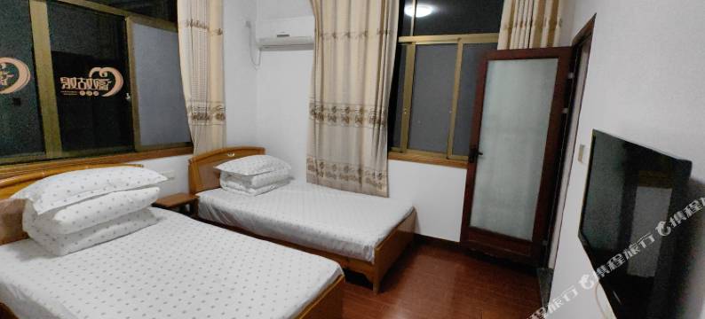 歙县深渡藏龙湾人家图片