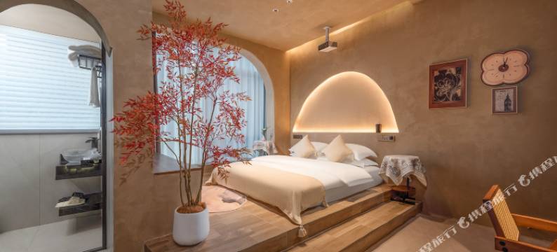 筑梦夕舍高空观影设计师民宿(贵阳花果园双子塔店)图片