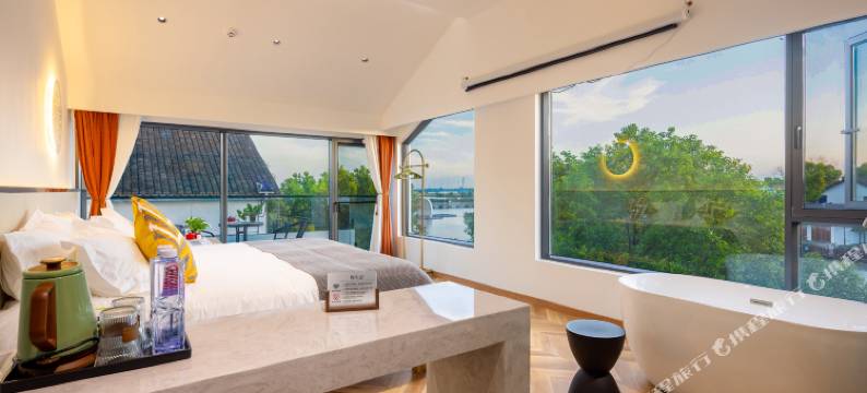 周庄慢生活湖景设计民宿图片