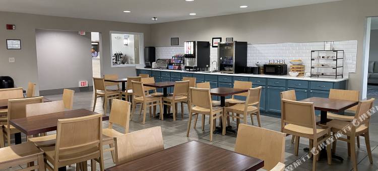 爱荷华州道奇堡贝斯特韦斯特和谐酒店(Best Western Harmony Inn Fort Dodge Iowa)图片