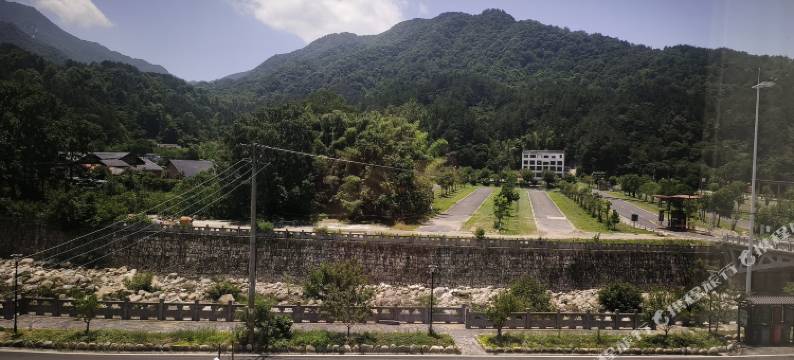 天堂寨清河畔民宿图片