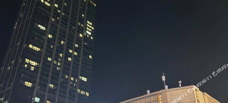 景轩青年旅舍(万象SOHO店)图片