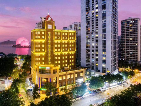 珠海情侣路日月贝大剧院·IHG洲际智选假日酒店