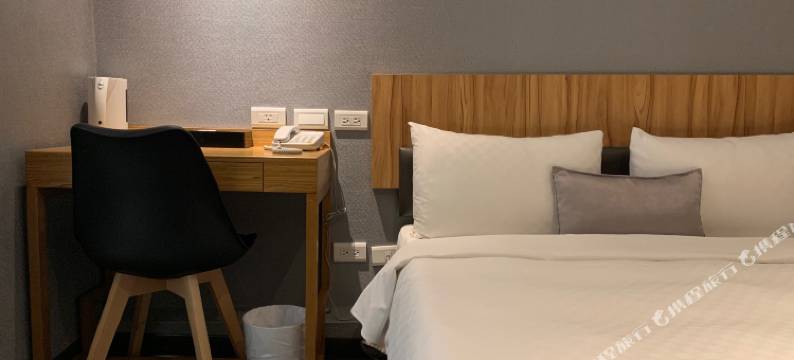 台北夜光商旅图片