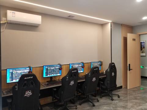 小宇电竞酒店(西安交大店)