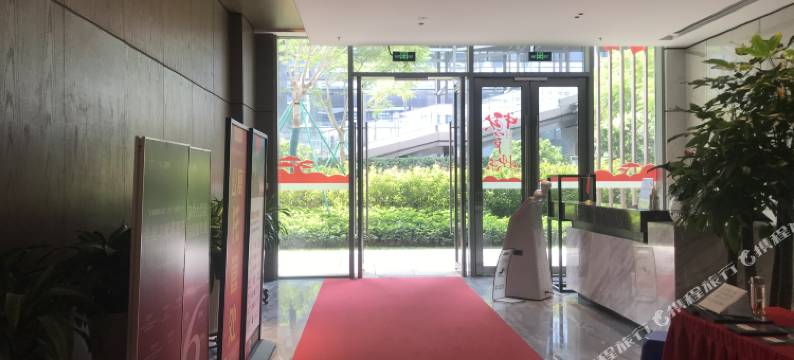 客赞公寓(深圳国际会展中心店)图片