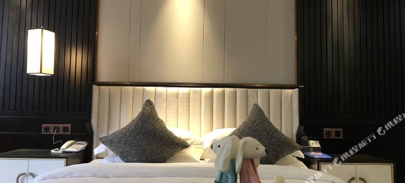 泸西安达酒店图片