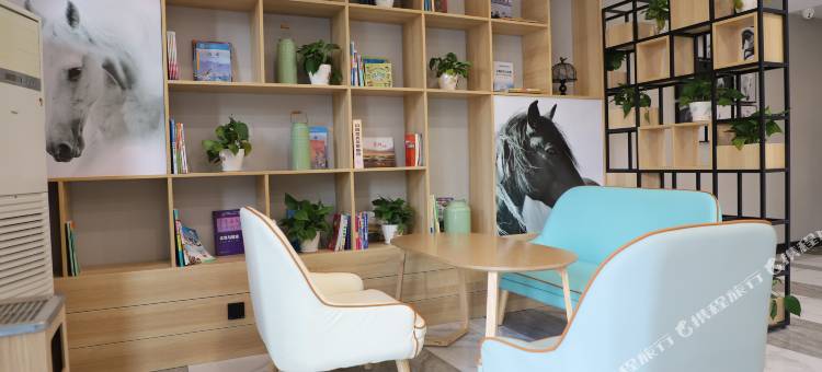 骏怡连锁酒店(盘锦双兴路火车站店)图片