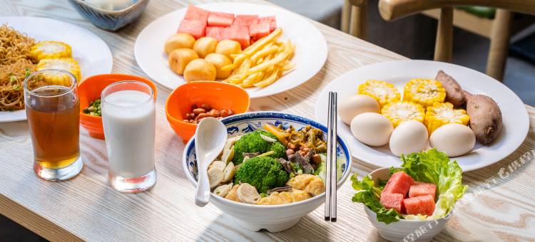 河源巴伐利亚鹿森风车温泉套房酒店图片