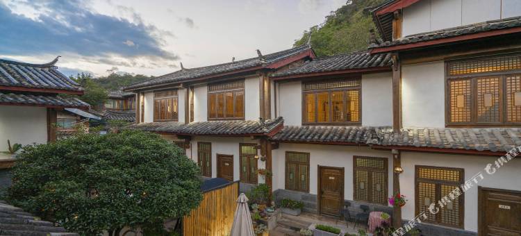花筑·丽玛融泰度假民宿(丽江束河依山观景店)图片