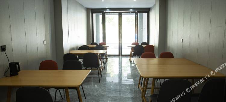 尚客优酒店(景德镇陶溪川创意广场店)图片