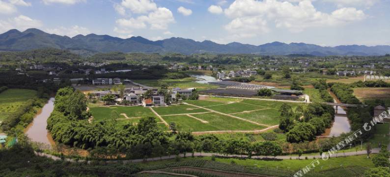 莲花穴艺术院落图片