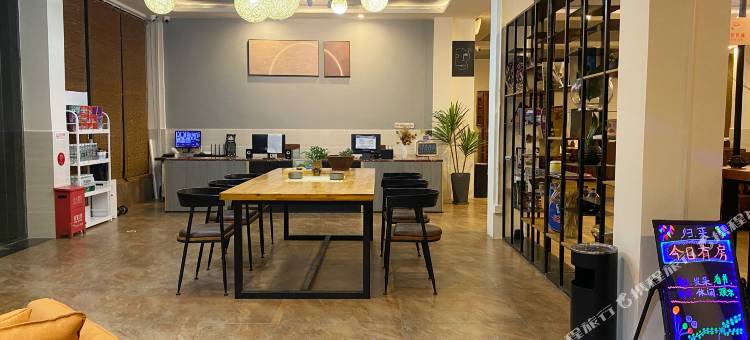 归来精品酒店(仙女山游客中心店)图片