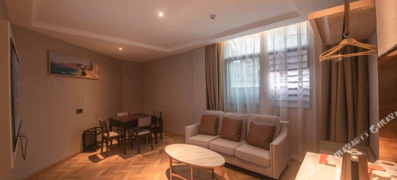 维也纳酒店(开州区汉丰湖店)图片