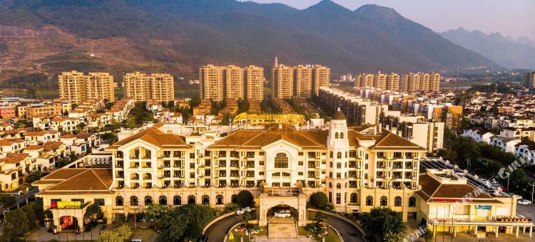 阳山碧桂园凤悦凤凰酒店图片