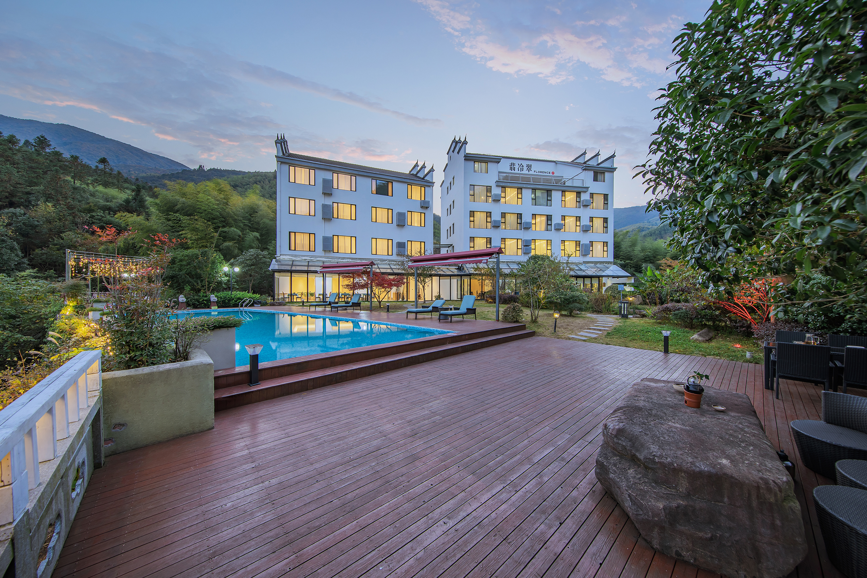 Florence·de-luce hotel of Lin an (Tian mu shan First) Over view