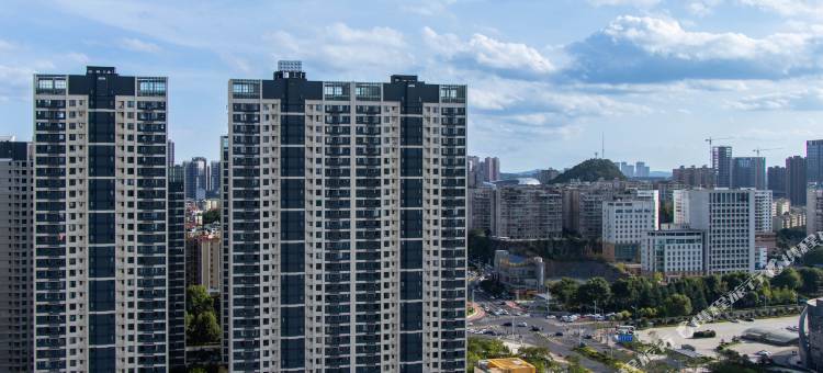栖牛·清境自助观影民宿(贵阳观山湖观山西路地铁站店)图片