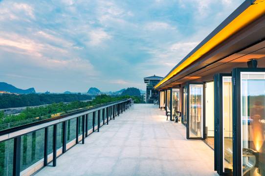 中心璞云酒店(桂林两江四湖象鼻山公园店)图片