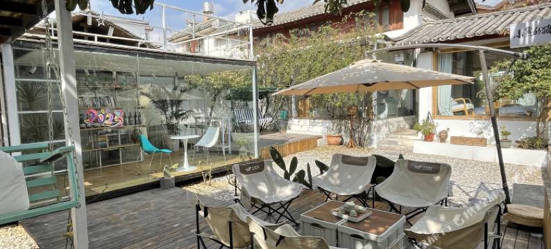 玉龙等风民宿图片