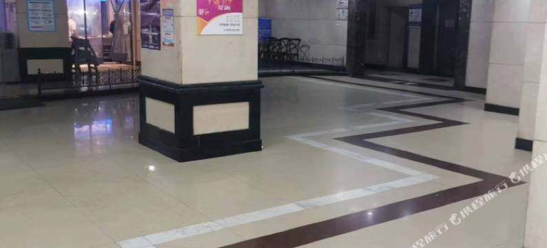 青雅青年公寓(西安小寨大雁塔店)图片