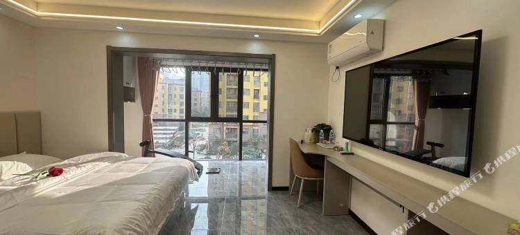 小时代观影民宿(周口师范学院店)图片
