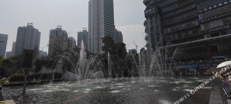 佳美纯女青年旅社(观音桥好吃街店)图片