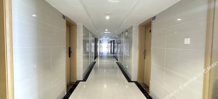 罗曼精选公寓(阳江东汇城店)图片
