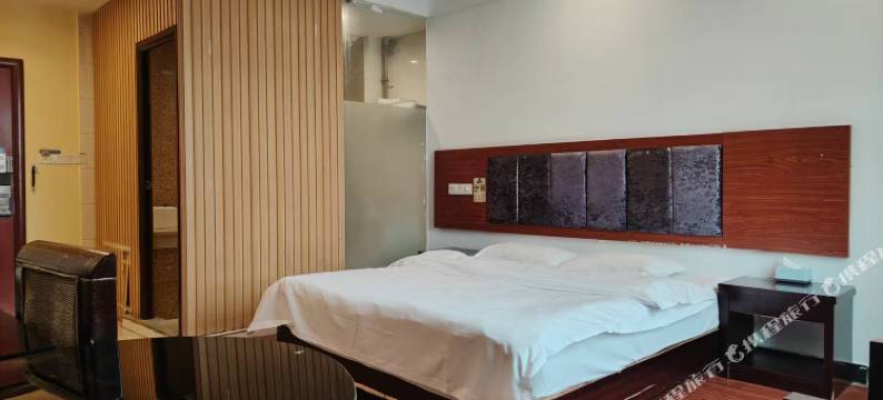 福廷酒店(南宁金象大道地铁站店)图片