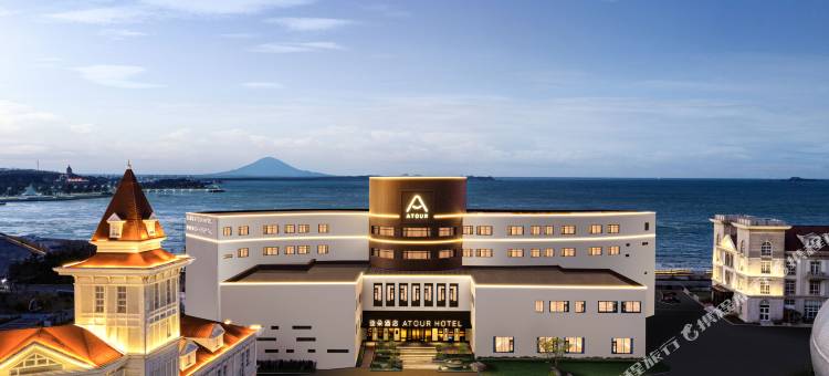 烟台渔人码头第二海水浴场亚朵酒店图片