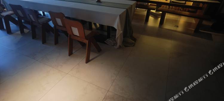 漫居酒店(鹰潭南站一八四医院店)图片