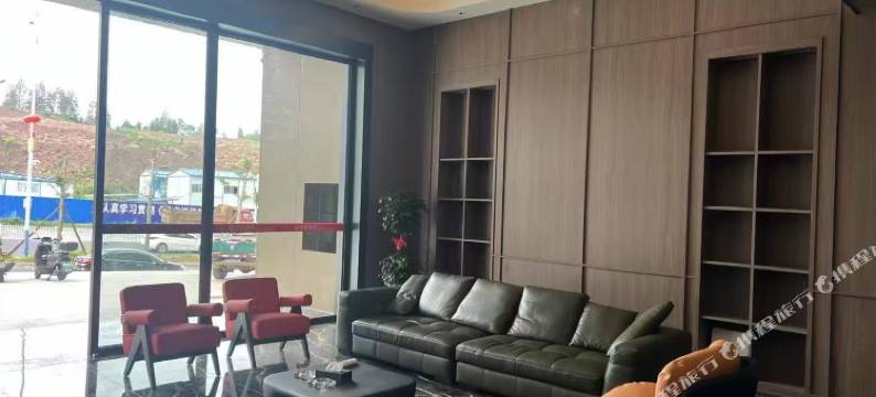 喜鹊酒店(沅陵黔中大道店)图片