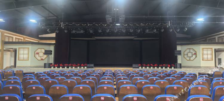 凤城三浓新村休闲度假景区酒店图片