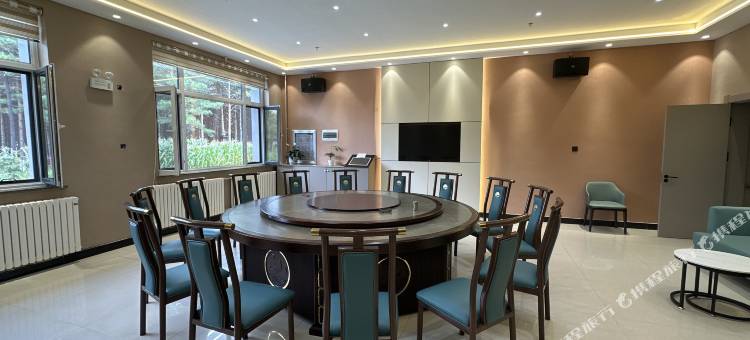 哈拉新村阿木勒酒店图片