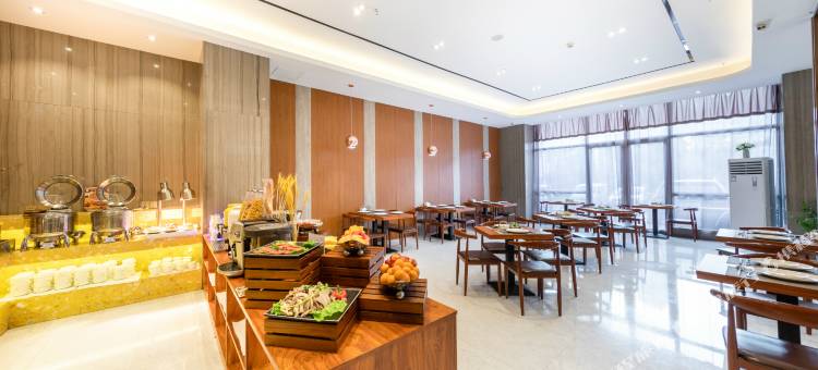 和颐至格酒店(南京弘阳广场长江大桥北地铁站店)图片