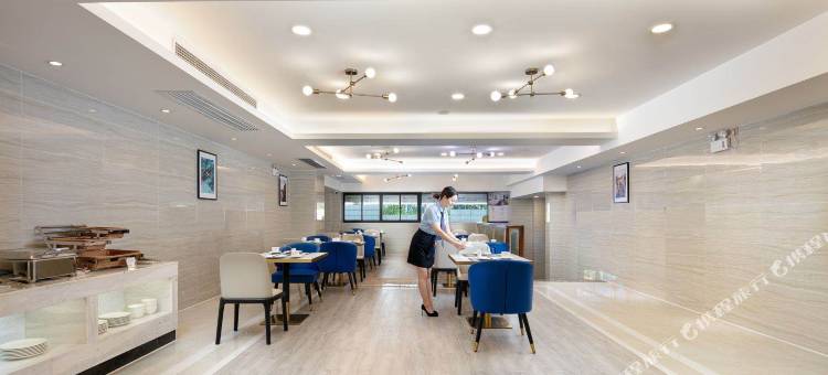 凯里亚德酒店(长沙高铁南站雨花区政府地铁站店)图片
