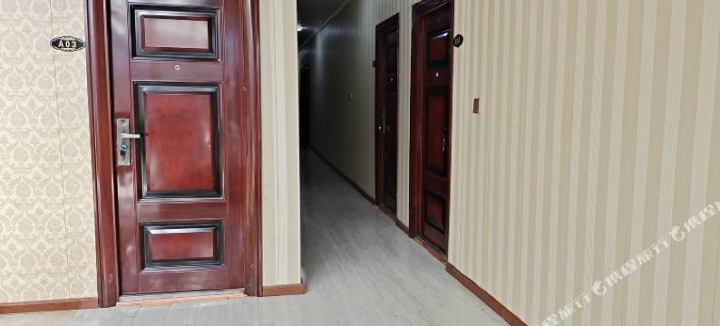 达瓦更扎浩玥云舍民宿图片