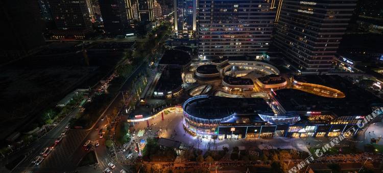 南昌鑫巢青年旅舍(红谷滩万达广场店)图片