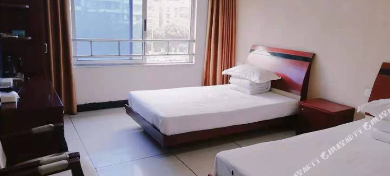 荣县风雨桥宾馆图片